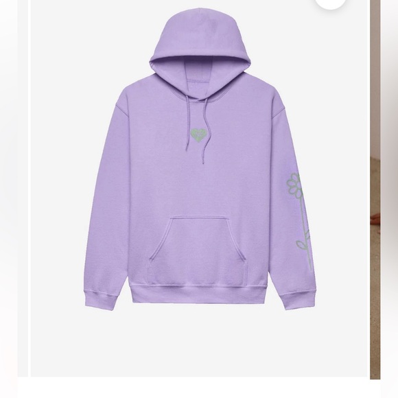 Lavender hoodie - Picture 2 of 6
